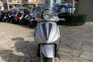 Piaggio Beverly 250 i.e.