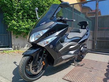YAMAHA T-Max 500