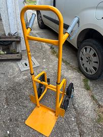 Carrello saliscale