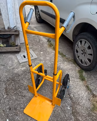 Carrello saliscale