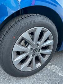 Gomme auto BRIDGESTONE  NUOVE