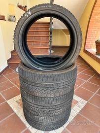 Hankook iCept Evo 2 235/35/19 pneumatici invernali