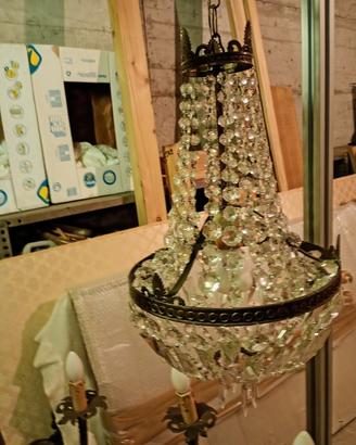 lampadario con gocce in vetro