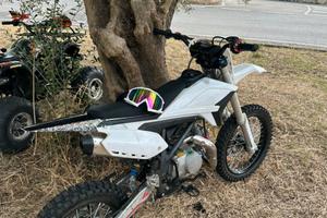 Pit bike 125