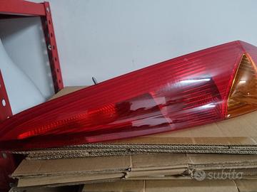 fanale posteriore Fiat Punto II 