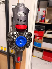 Dyson v8