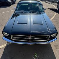 Ford Mustang 2 porte hardtop