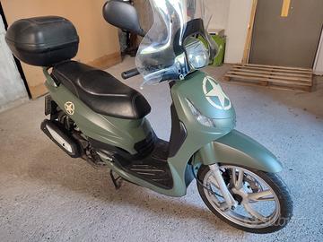 scooter Peugeot 150 