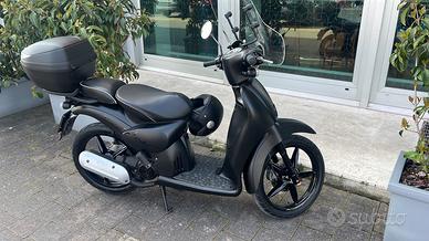 APRILIA SCARABEO NERO OPACO 2T