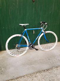 Bici da corsa Titan restaurata