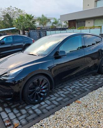 tesla model y performance 
