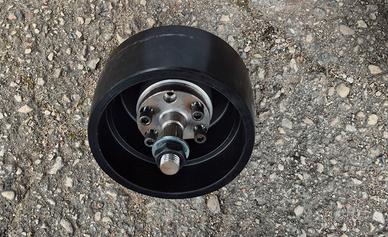 DISTANZIALE VOLANTE ABARTH 500