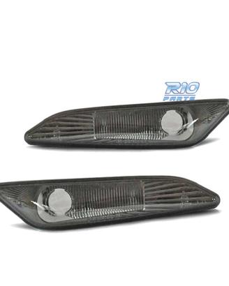 FRECCIE LATERALI PER ALFA ROMEO 156 147 05-10 FUME