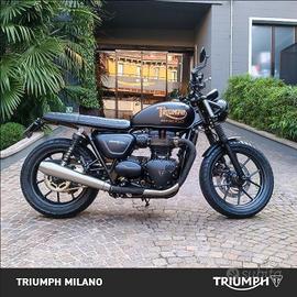 TRIUMPH Street Twin 900