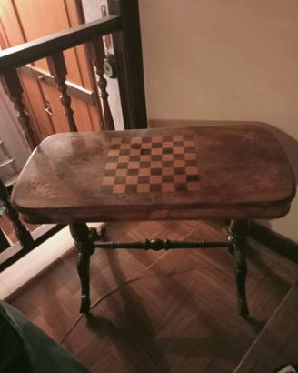 Tavolinetto antico per gioco dama o scacchi
