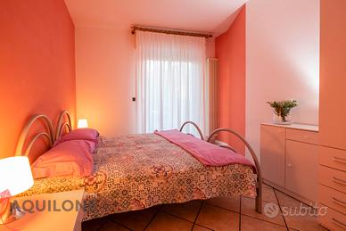 Pasqua: 5 posti letto con 3 camere e doppi servizi