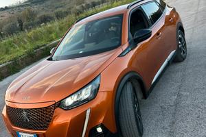 Peugeot e-2008 elettrica unico proprietario full