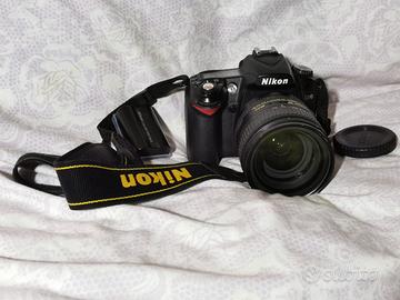 Nikon D90 con zoom Nikkor 24/85mm