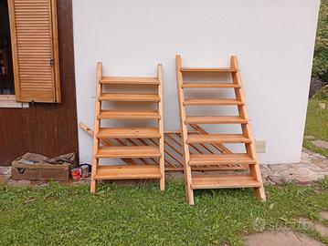 Coppia scale in legno di Larice con parapetto