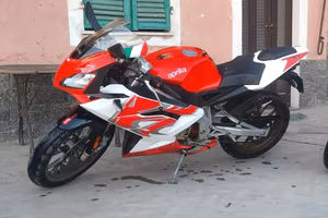 moto Aprilia rs 50
