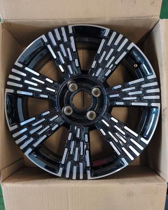 Cerchi in lega Fiat 600 Hybrid 17"pollici