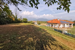 Ampio terreno edificabile, vicinanze centro
