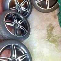 245 40 R18 Gomme e cerchi