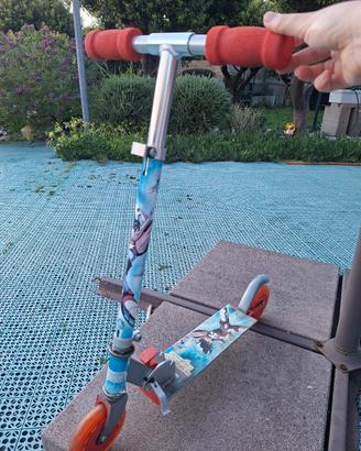 monopattino bambino cavalieri dello zodiaco 