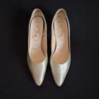 Décolleté vintage Bally in satin bianco n. 41