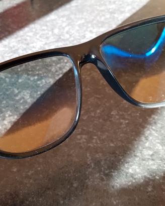ray ban 4147 black 601 32  boyfriend polarizzati