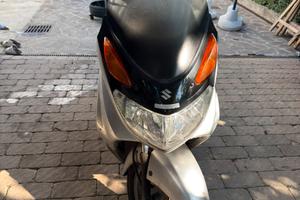 Suzuki Burgman 125
