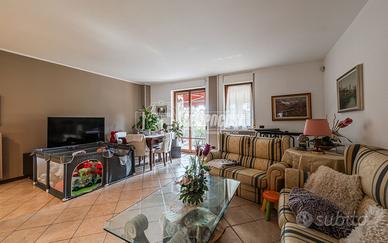 Q.re Morona - 4 locali con terrazzo, box doppio e