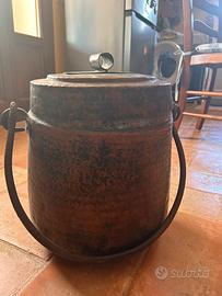 antico paiolo senese in rame sbalzato