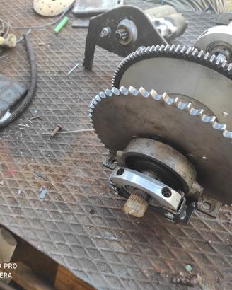 Differenziale autobloccante con motorino per retro