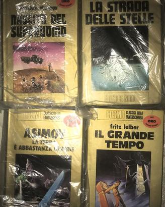 Cosmo Oro fantascienza 4 libri 14 - 16 - 19 - 20