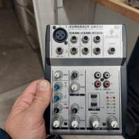 mixer behrimger eurorack ub 502