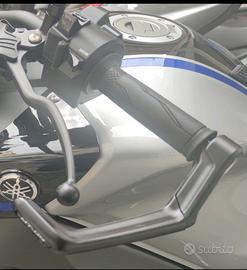 Paramani per Yamaha MT 09 fino al 2023