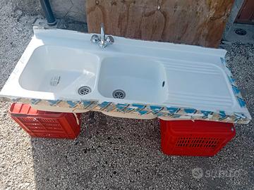 lavello in ceramica