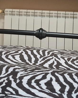 struttura in ferro battuto per letto matrimoniale 