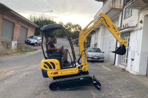 Miniescavatore 18 ql new holland