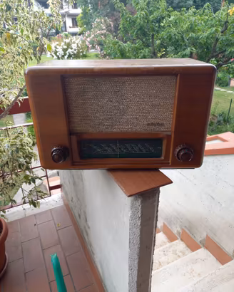 Antica Radio con valvole da collection