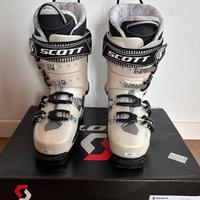 Scarponi sci Scott