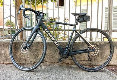 Bici gravel Whistle Kiowa carbonio
