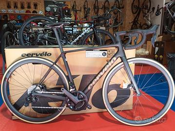 Bicicletta Cervelo R5 Ultegra – Nero/Bronzo 2026