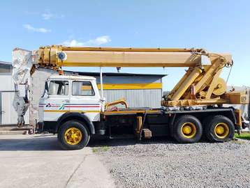 Autogru soccorso stradale