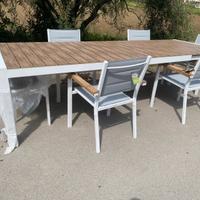 TAVOLO IN ALLUMINIO 225/295 + 6 POLTRONE BIANCo