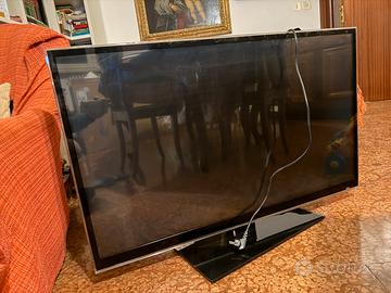 Televisore LG 47LX9800 tenuto bene