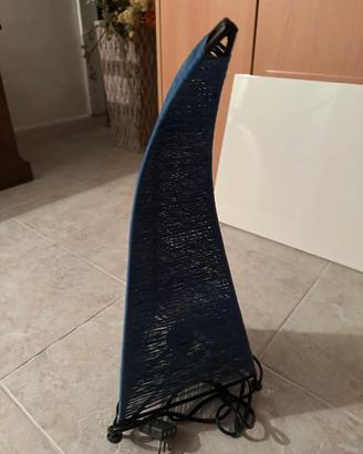 Lampada etnica con fili blu