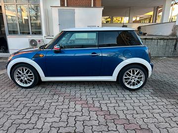 MINI COOPER D 1.6 16V 109CV