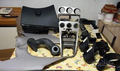 Ricambi INTERNI Alfa Romeo 156 1, 2 Serie GIUGIARO